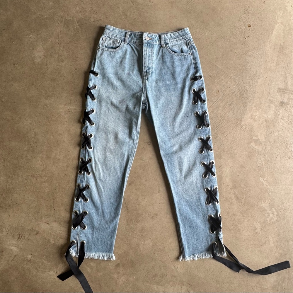 Vintage Sans Souci Light Blue Jeans w/ Grommeted Black Lace-Up Sides Raw hem 28